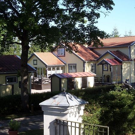 Skogis Bed & Breakfast Катрінегольм Екстер'єр фото