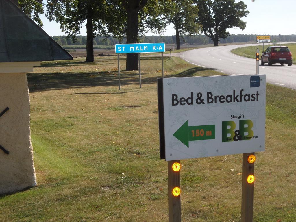 Skogis Bed & Breakfast Катрінегольм Екстер'єр фото